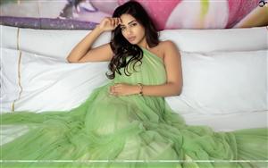 Nivetha Pethuraj`s engaging look in a flawless green shade gown